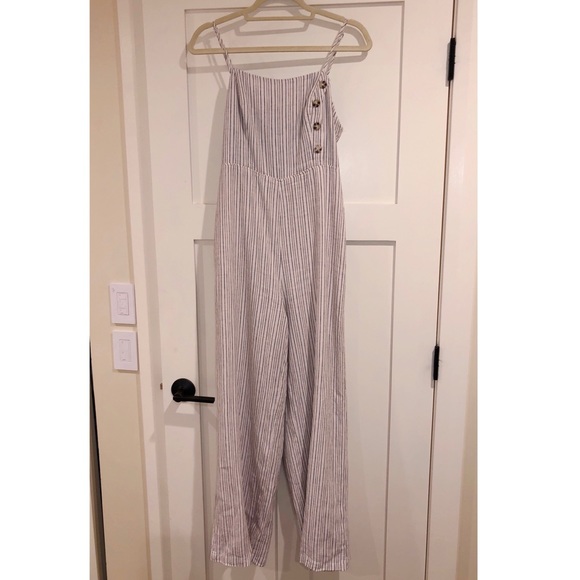 Urban Outfitters Blue and White Linen Jumpsuit!! - Picture 3 of 4